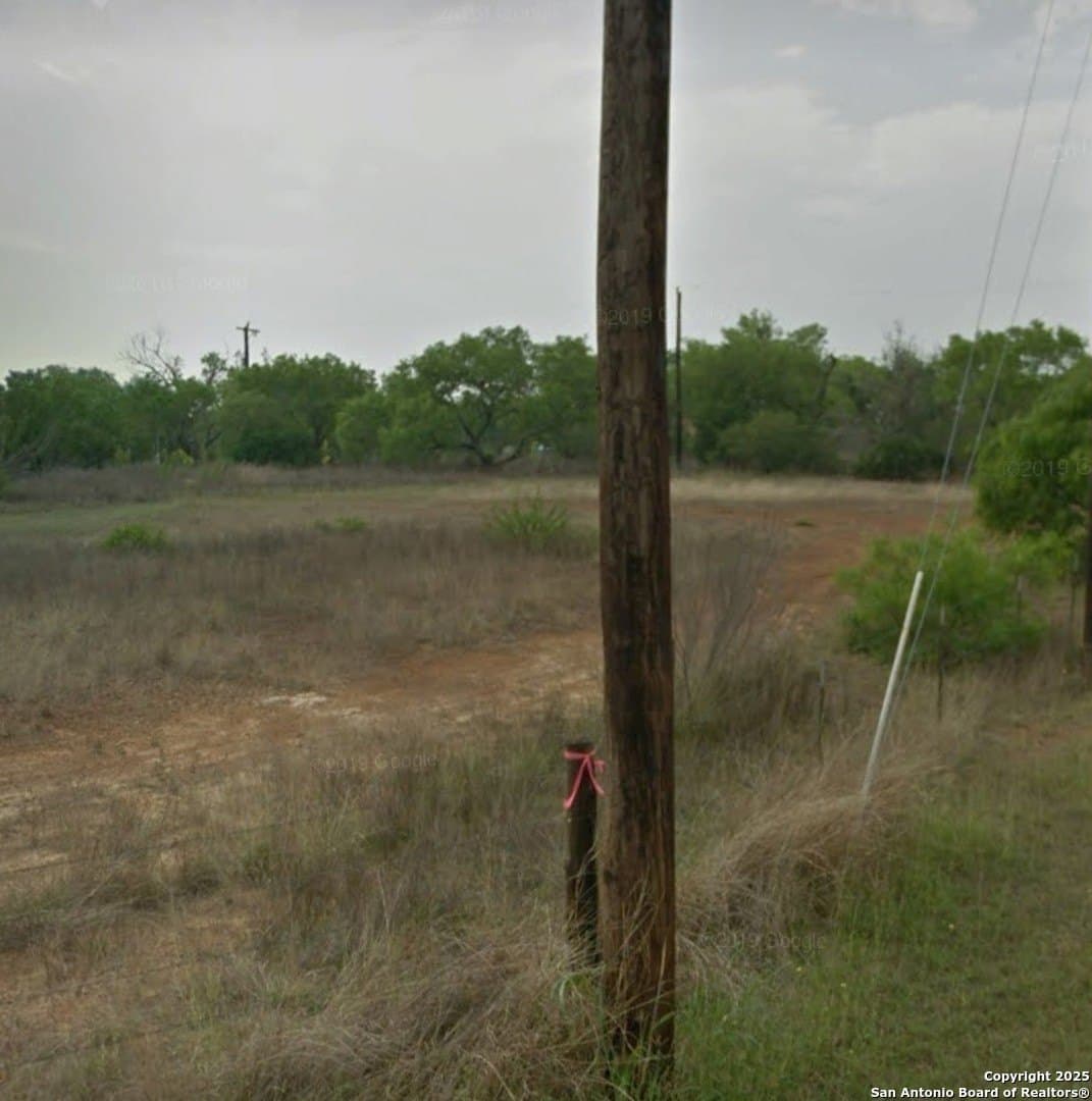 4.24 acres in Atascosa County gallery image 2