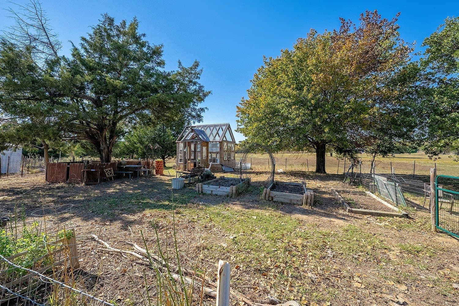 10.98 acres in Cooke County - photo 26