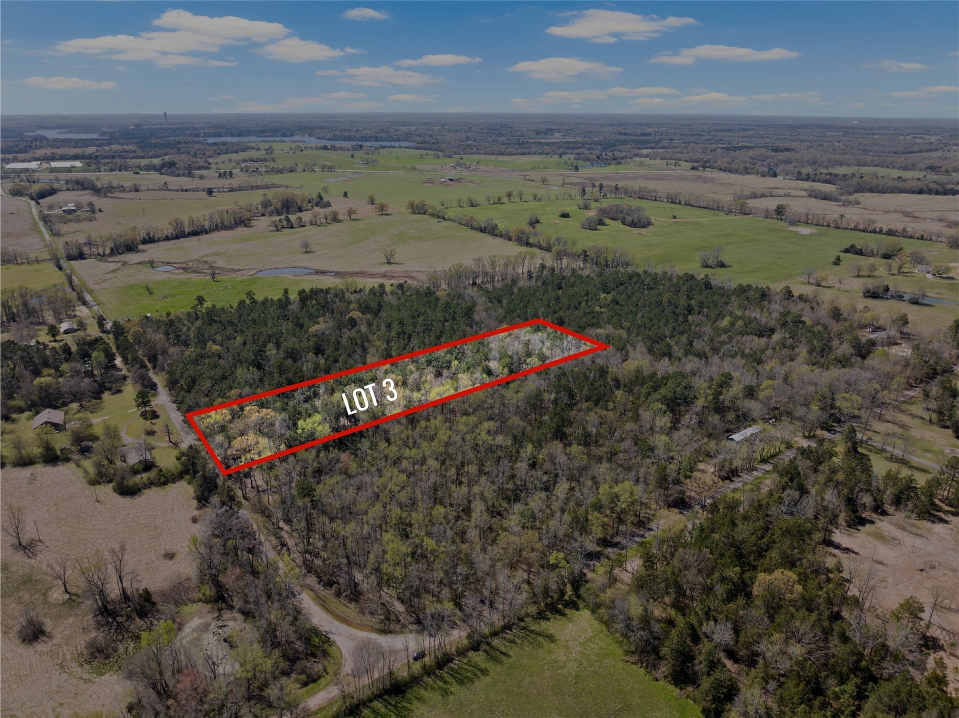5.65 acres in Titus County