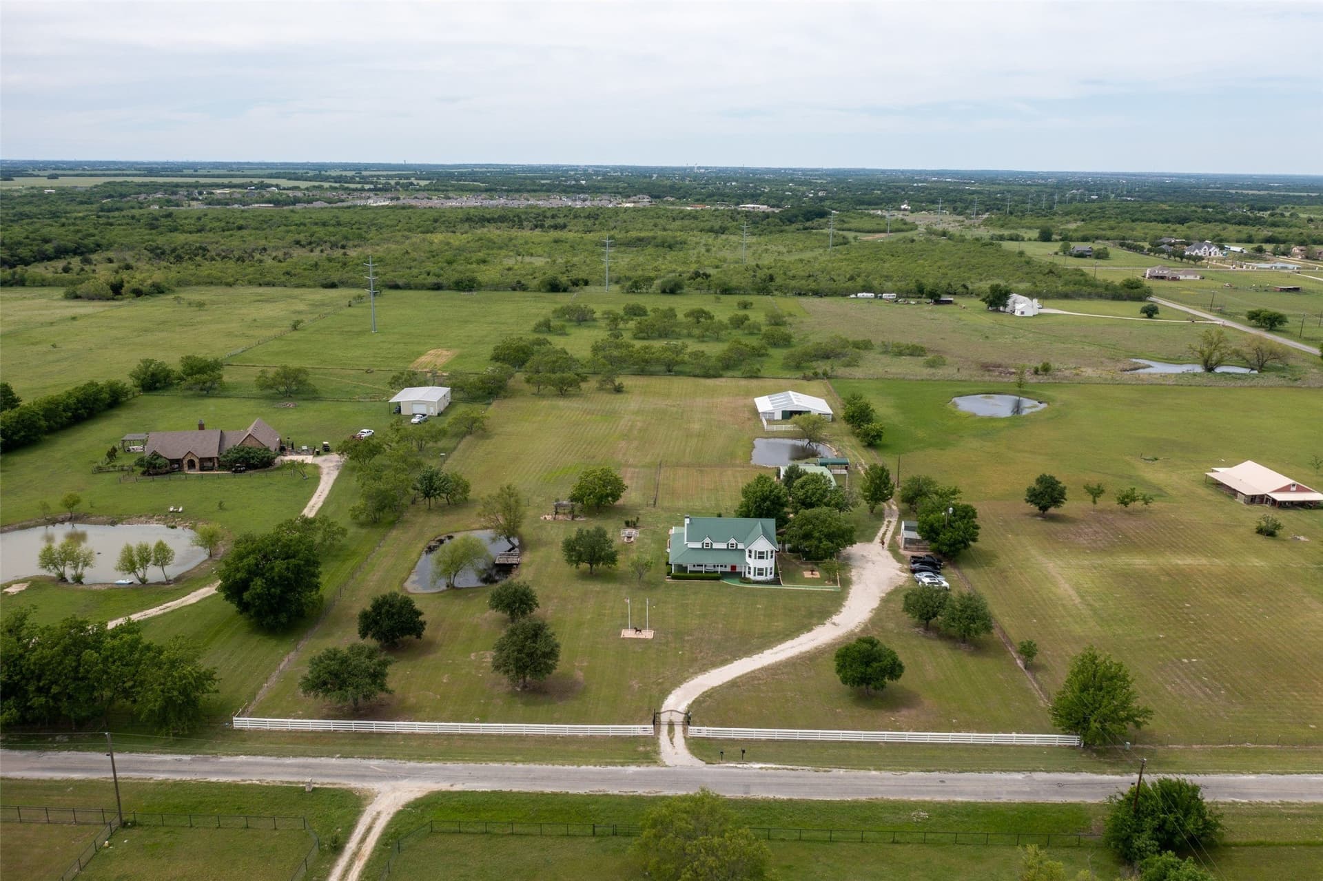 10 acres in Hunt County gallery image 2