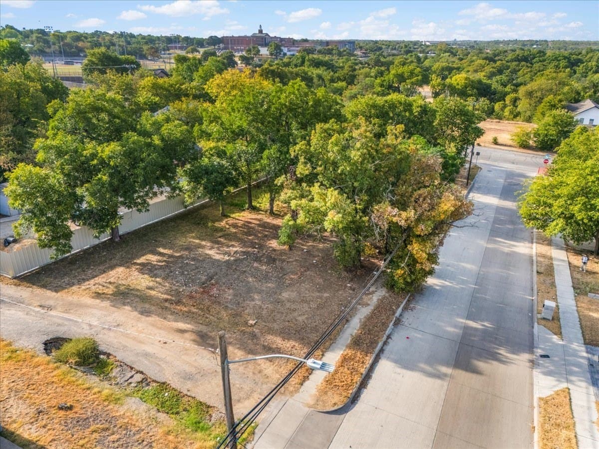 0.26 acres in Tarrant County - photo 13