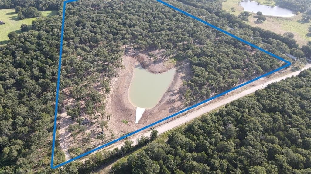 17 acres in Cooke County