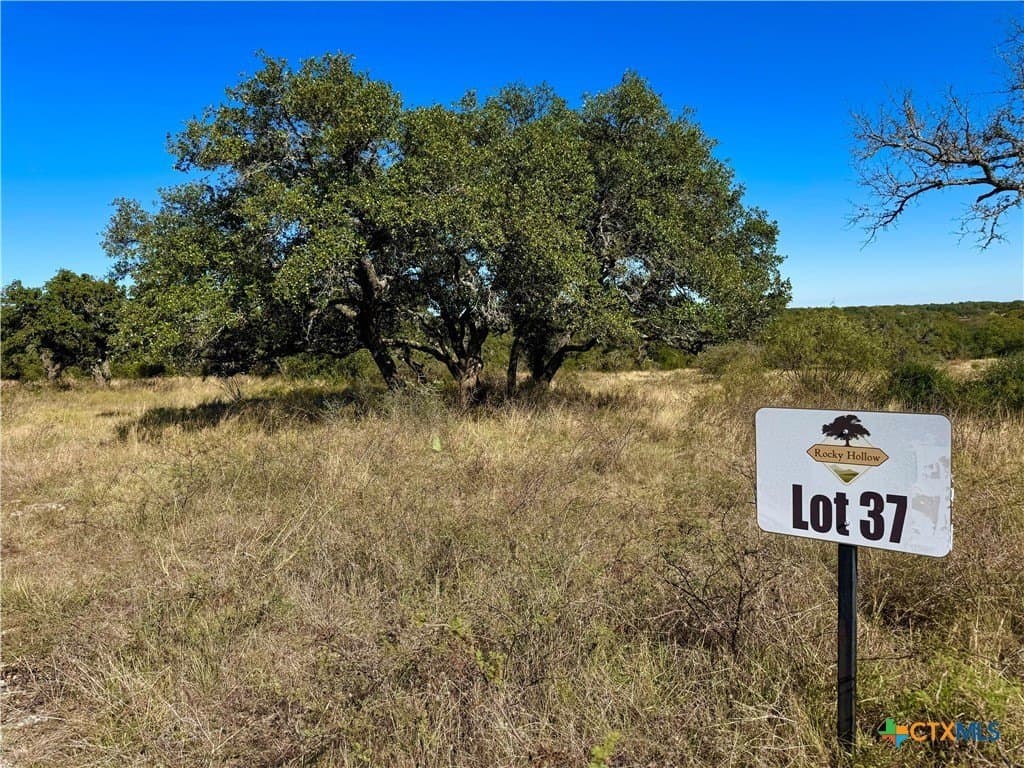 5 acres in San Saba County