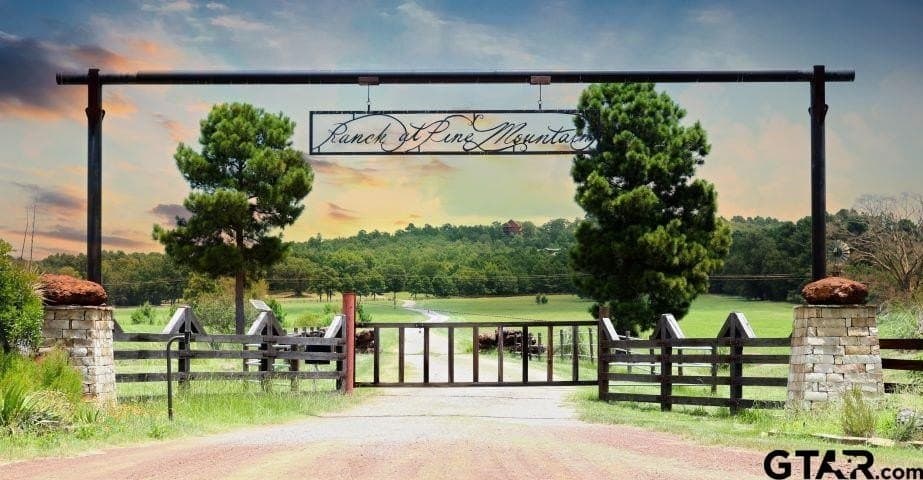 1.79 acres in Anderson County - photo 32