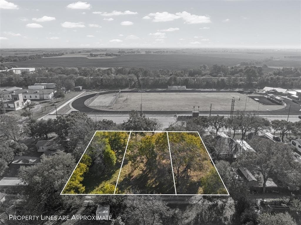 0.16 acres in McLennan County gallery image 2