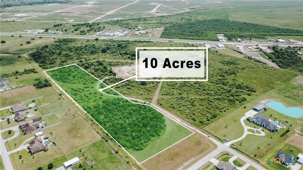 10 acres in Victoria County - photo 4