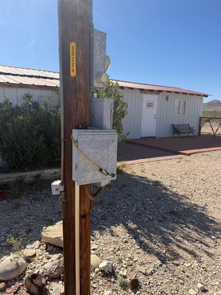 20 acres in Brewster County gallery image 3