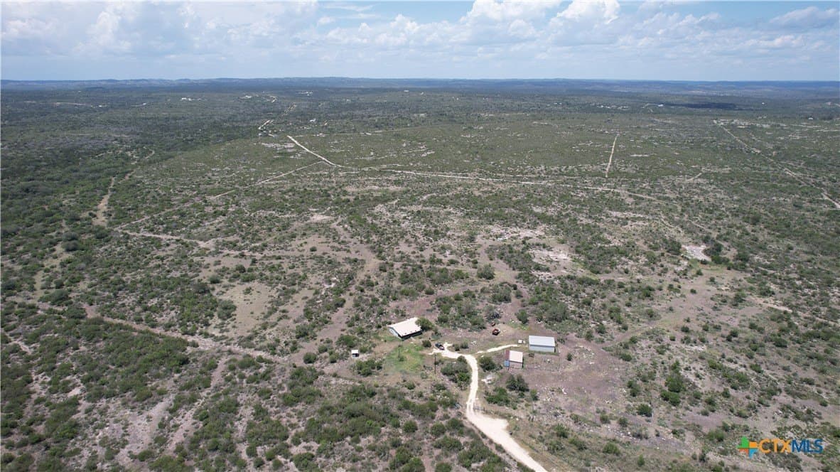 88.06 acres in Uvalde County gallery image 2