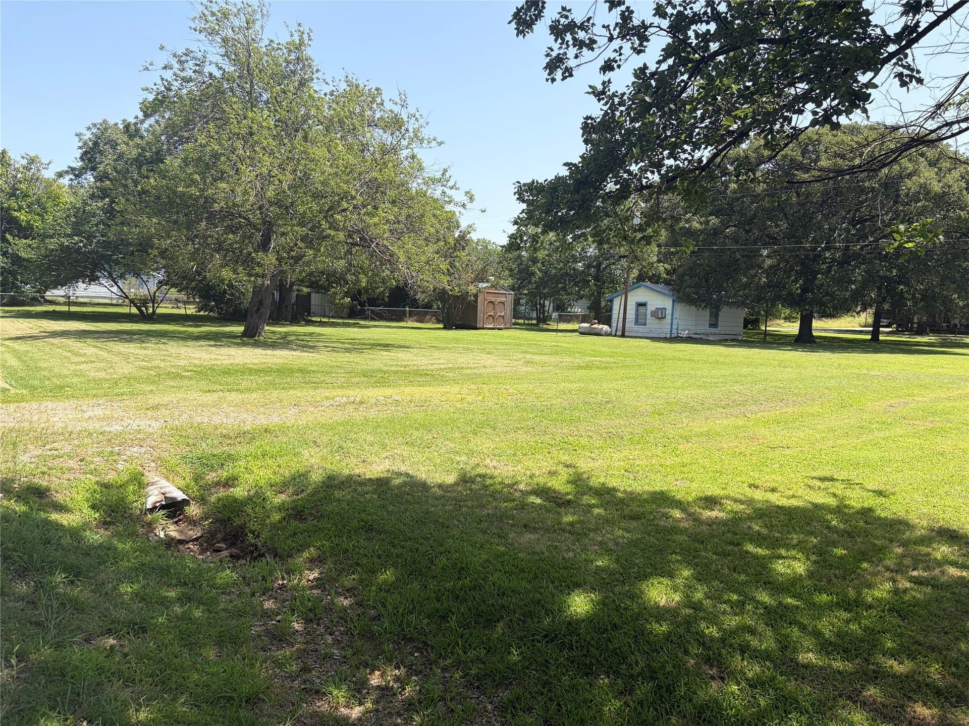 0.35 acres in Grayson County