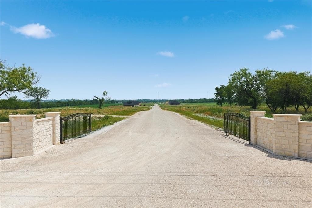 1 acres in McLennan County