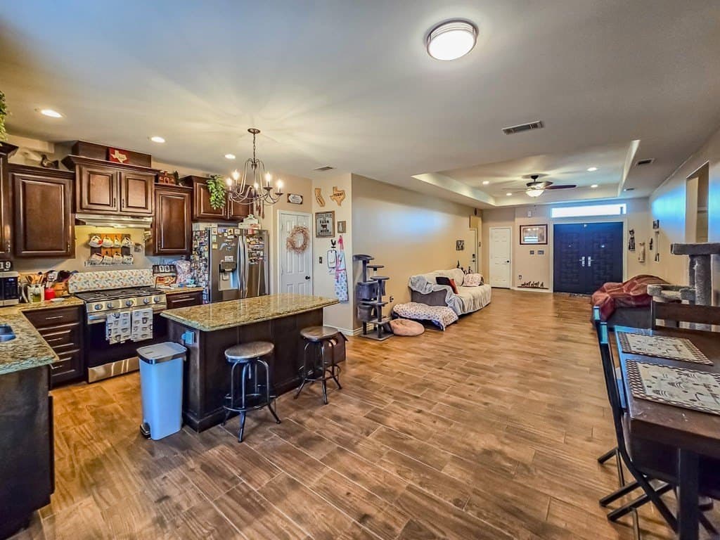 7,603 acres in Maverick County featured view