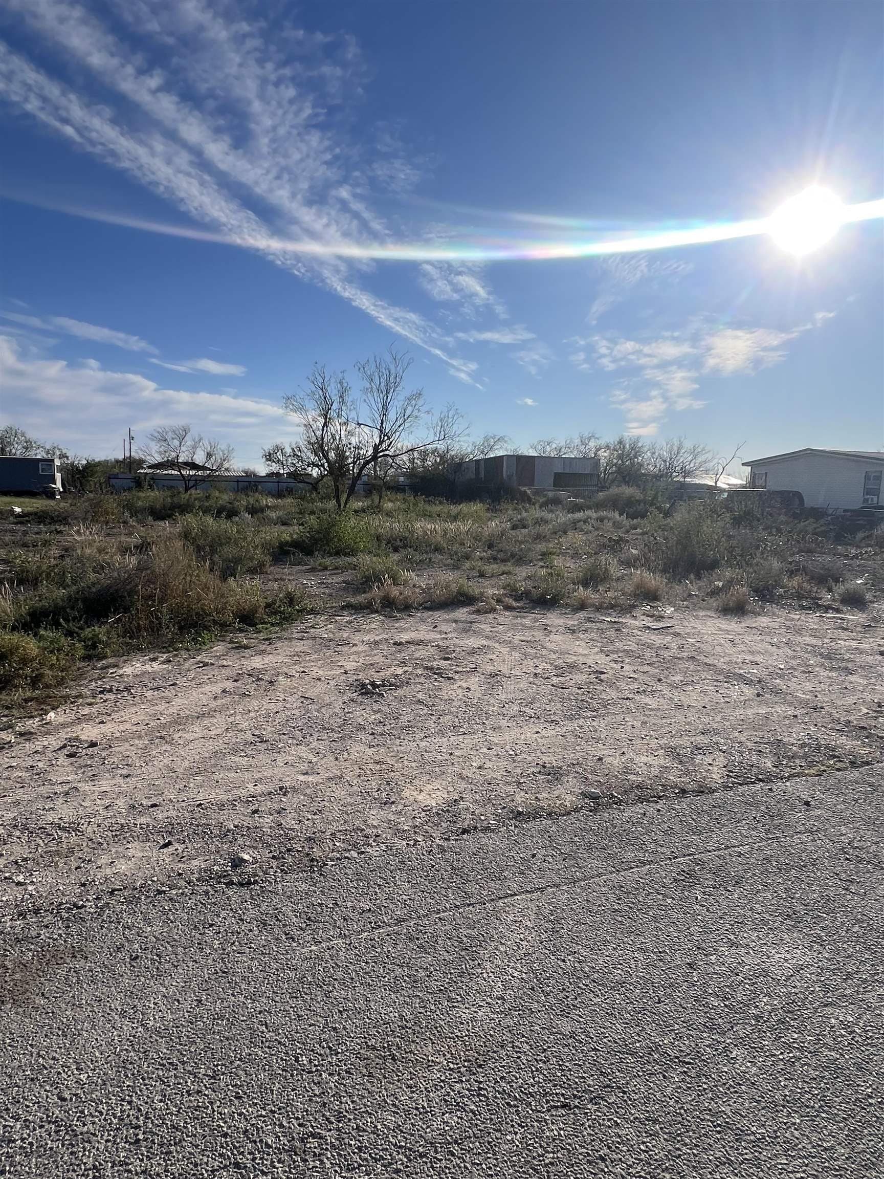 0.43 acres in Val Verde County - photo 2