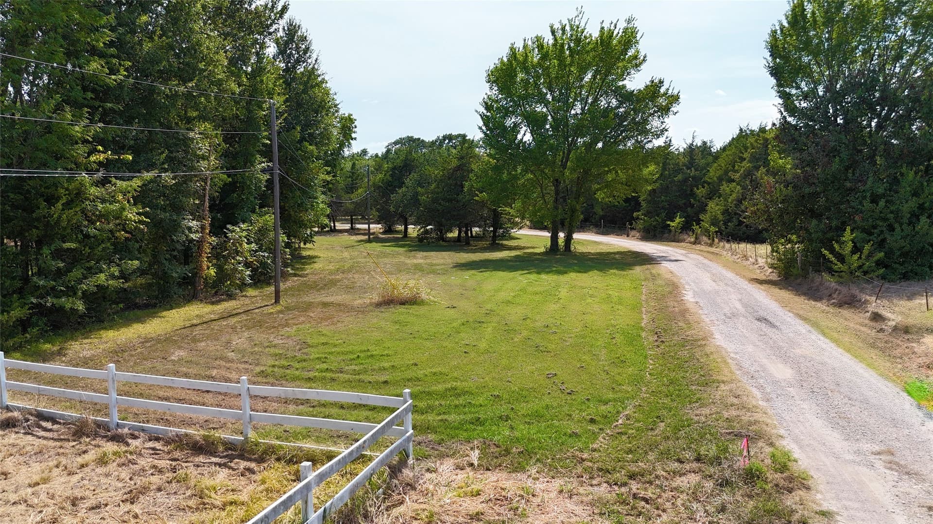 1.1 acres in Hunt County gallery image 4