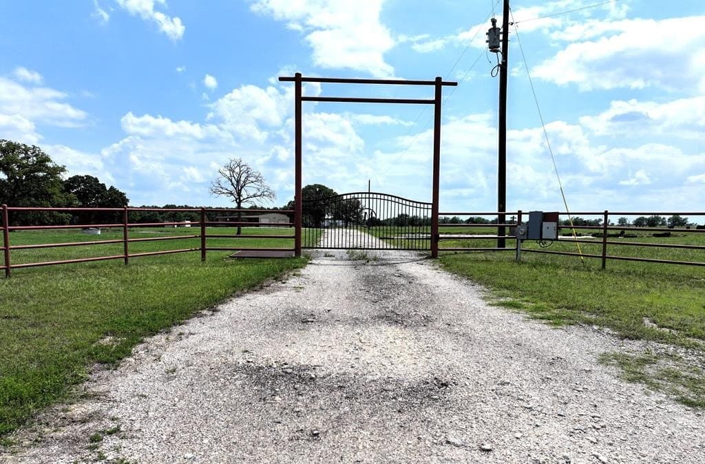 57.51 acres in Van Zandt County - photo 2