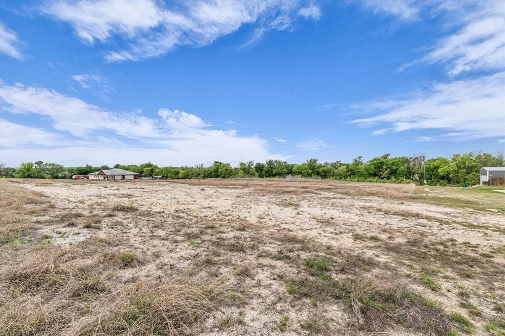 2.08 acres in McLennan County gallery image 4