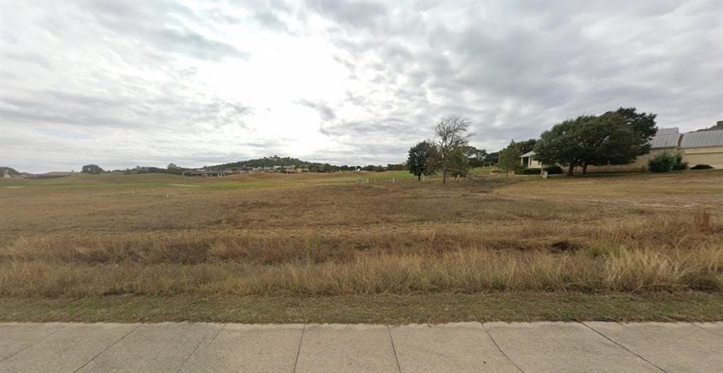 1.34 acres in Kerr County gallery image 2