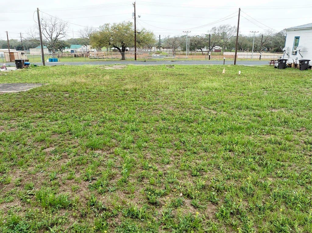 0.17 acres in Fayette County gallery image 3