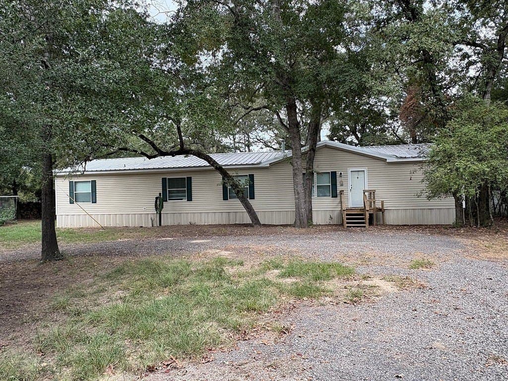 2 acres in Robertson County