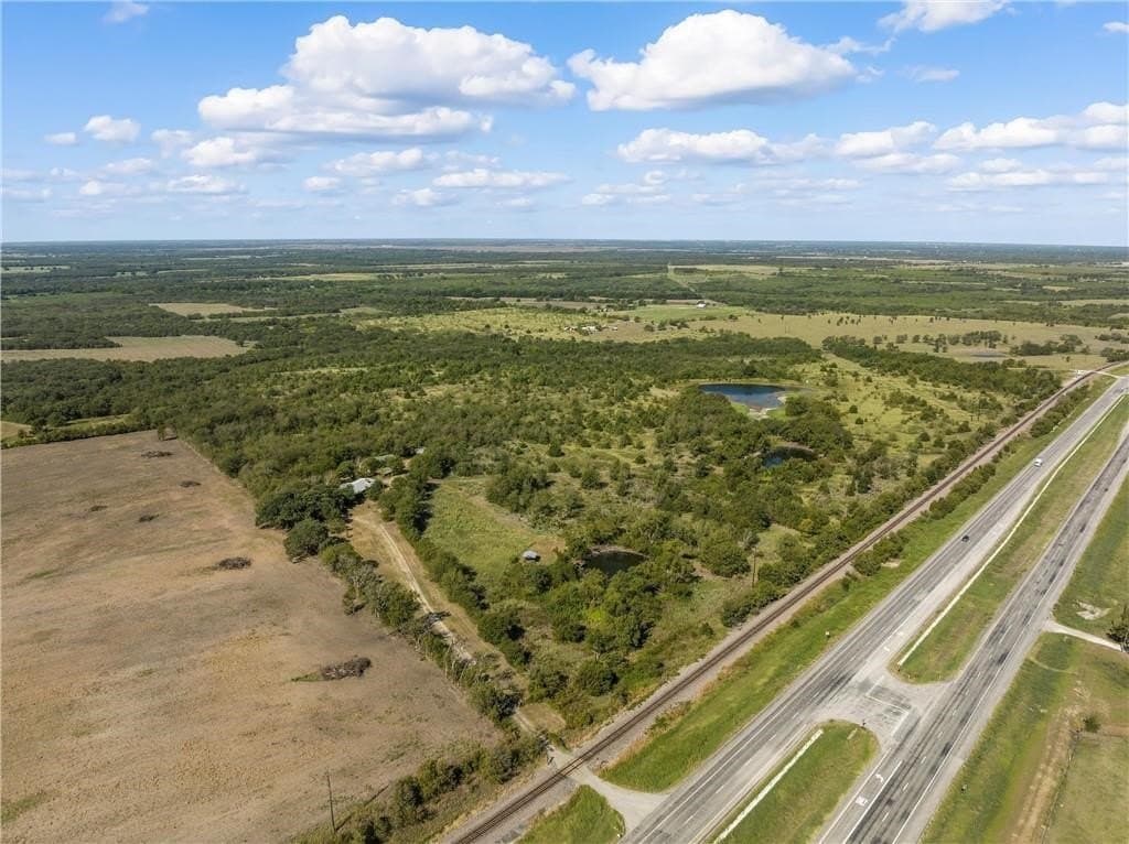 86.98 acres in Falls County - photo 3