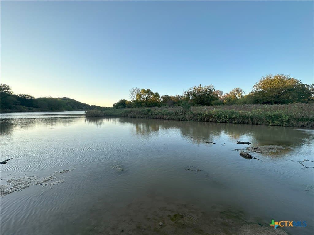 20 acres in Lampasas County - photo 17