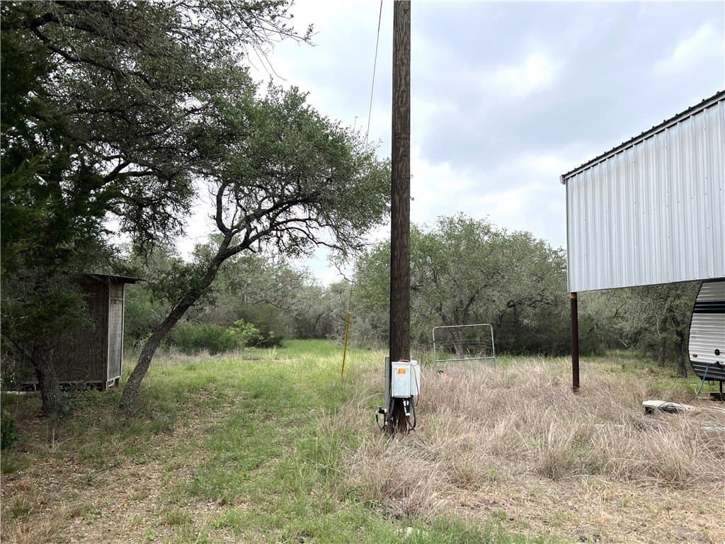 15.5 acres in DeWitt County - photo 26