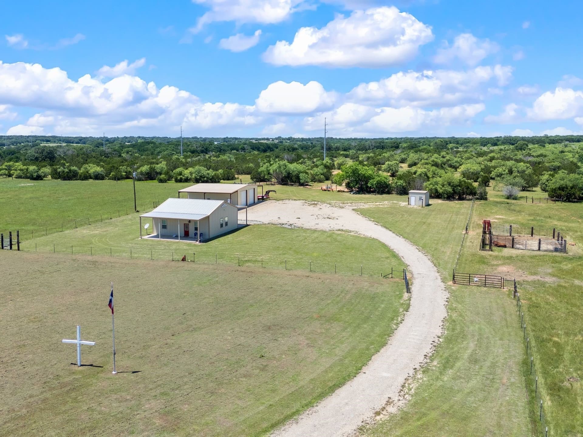 38.94 acres in Bosque County gallery image 4