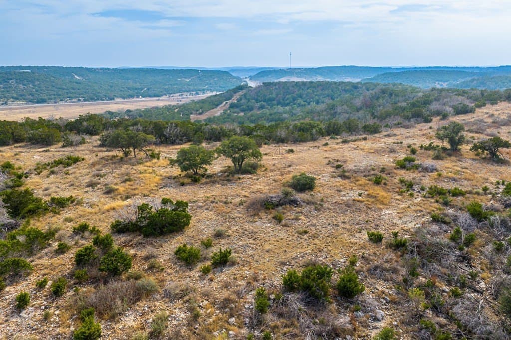 5.02 acres in Kerr County - photo 8
