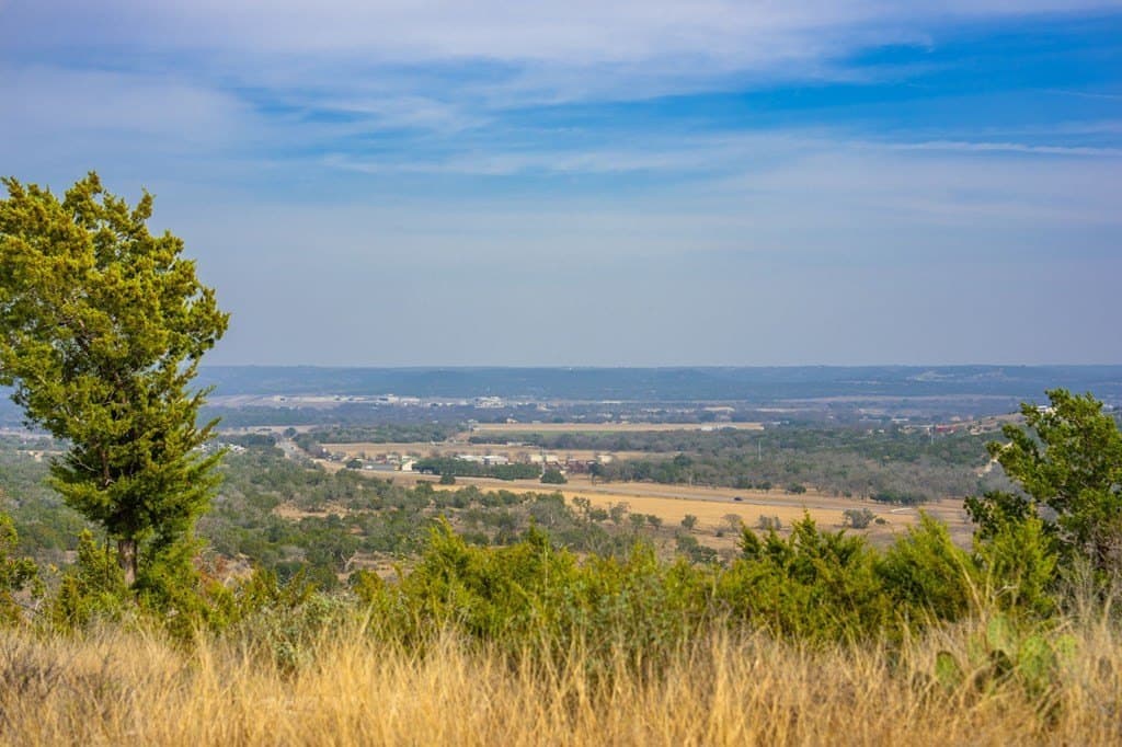5.02 acres in Kerr County gallery image 3