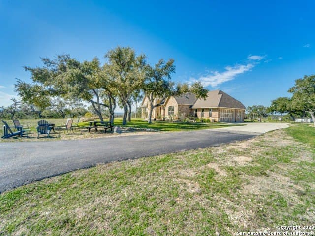 12.33 acres in Comal County gallery image 3