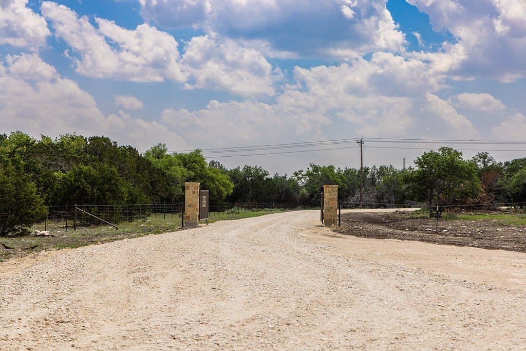 50.52 acres in Kimble County gallery image 2