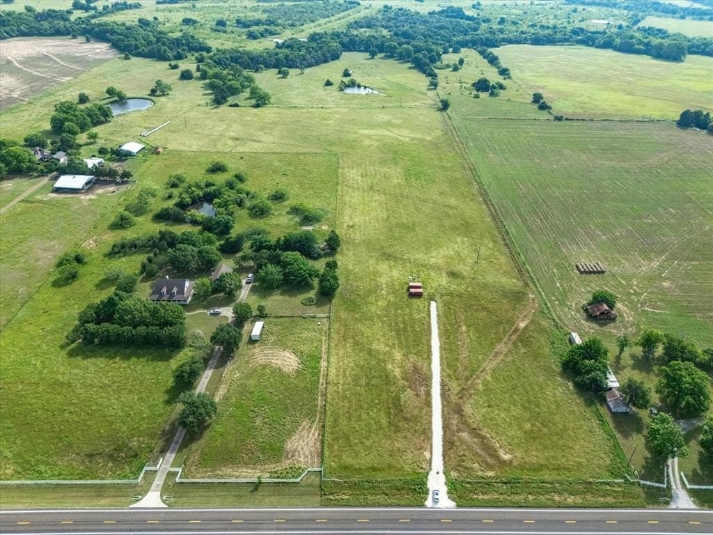 30 acres in Navarro County featured view