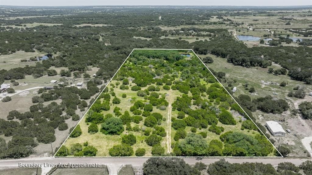 14 acres in Bosque County gallery image 2