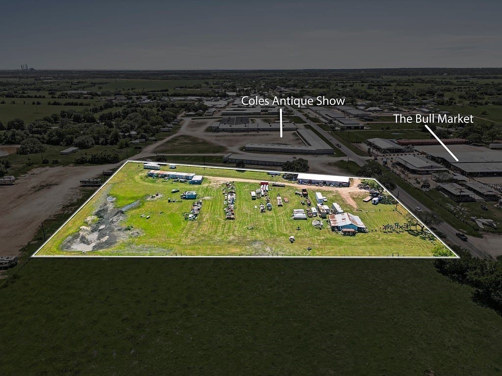 2.5 acres in Fayette County