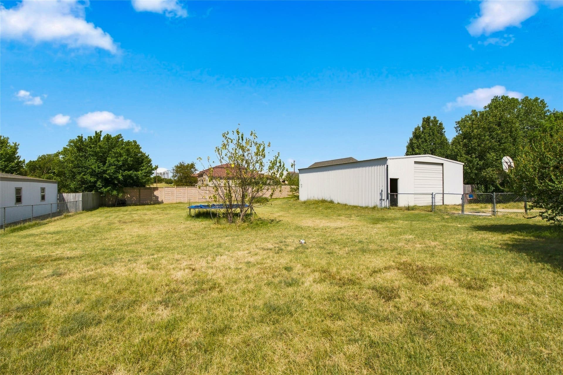 0.48 acres in Tarrant County - photo 10