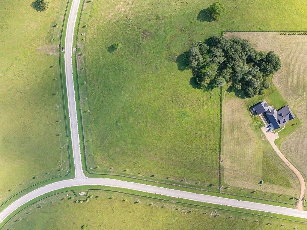 6.35 acres in Fayette County - photo 2