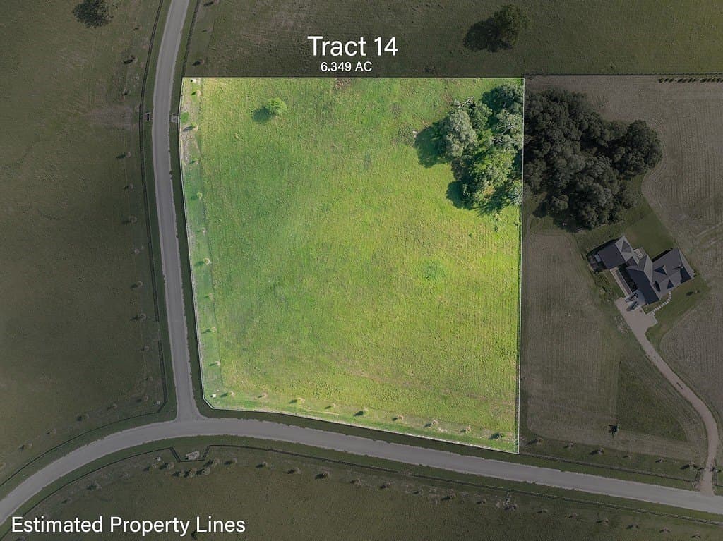 6.35 acres in Fayette County