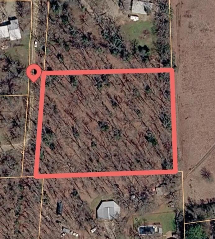 2.21 acres in Lamar County gallery image 3