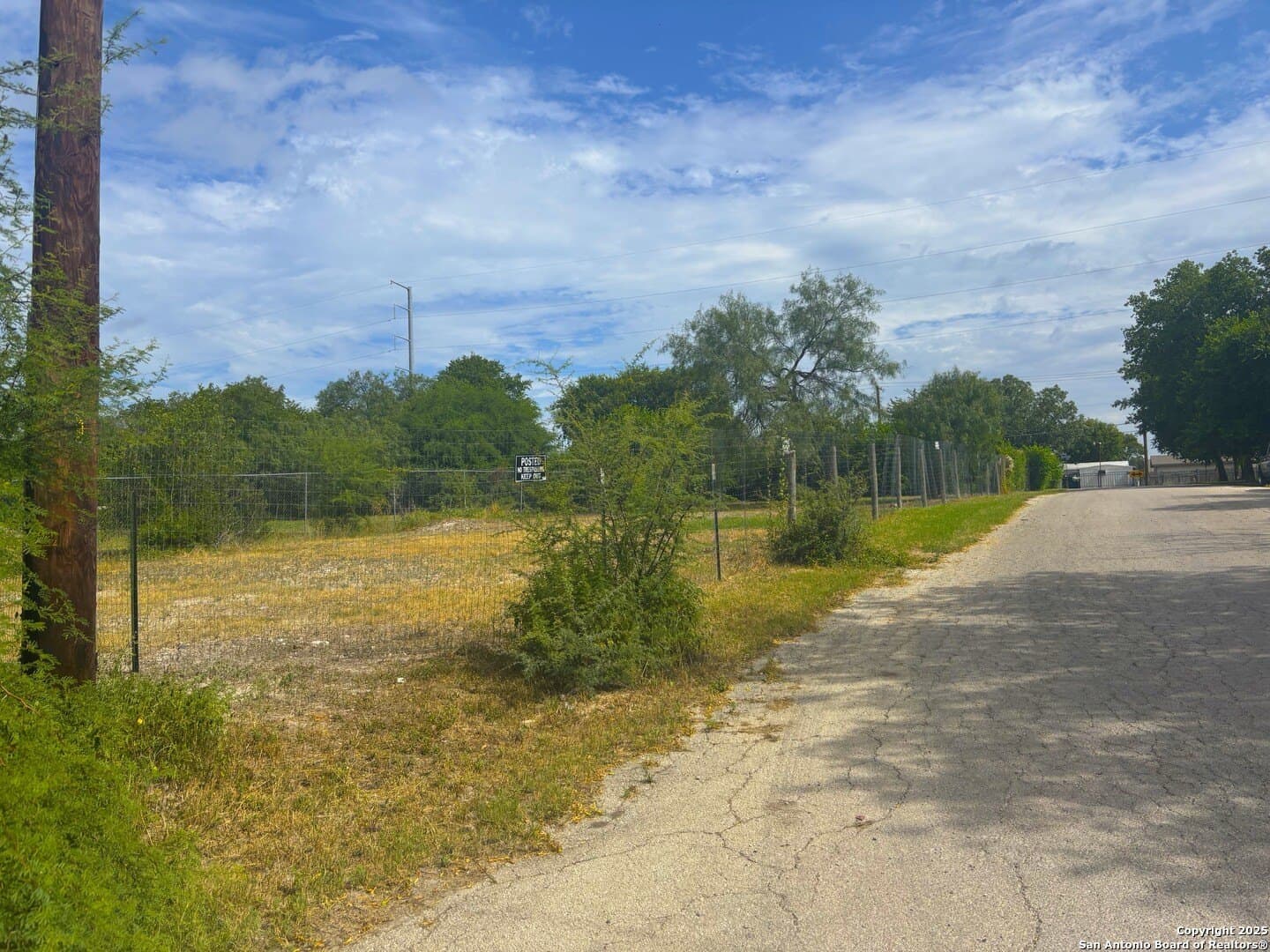 0.17 acres in Bexar County - photo 3