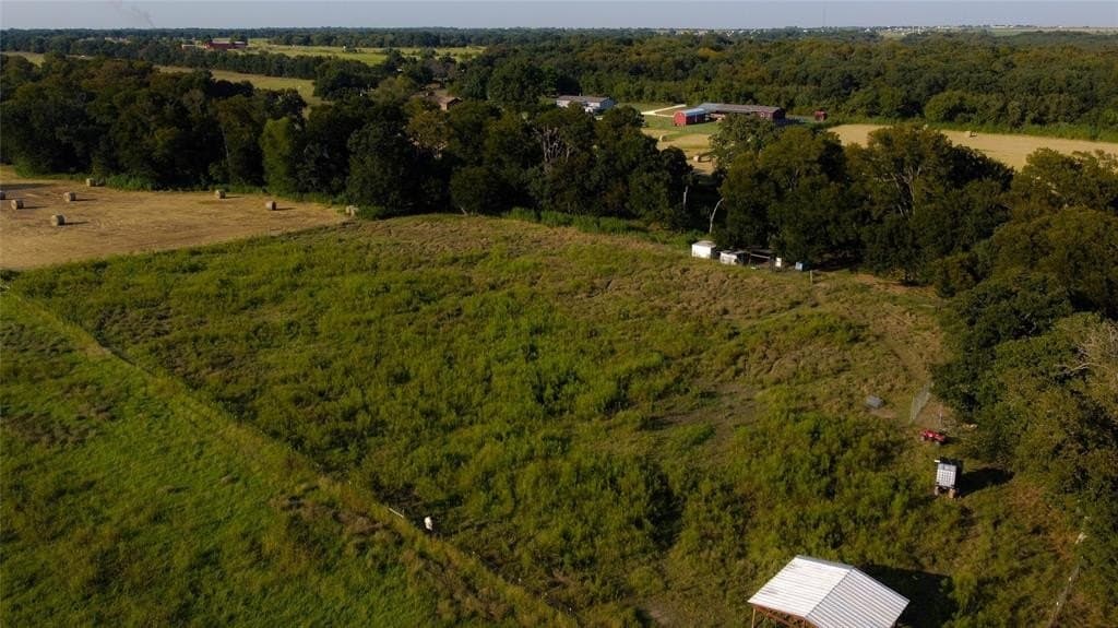 6.98 acres in Hill County featured view