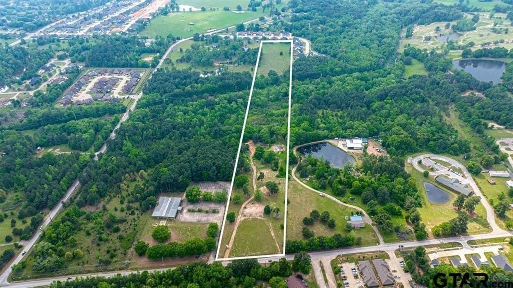 16.5 acres in Gregg County