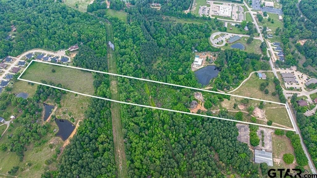 16.5 acres in Gregg County - photo 9