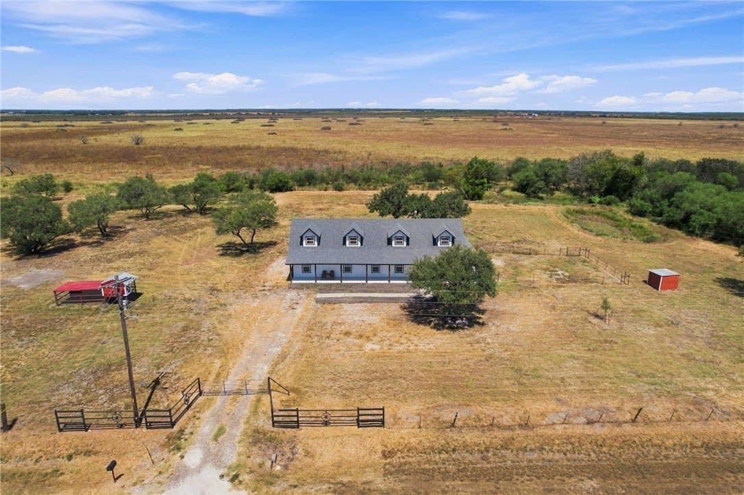 100,000 acres in Nueces County - photo 34