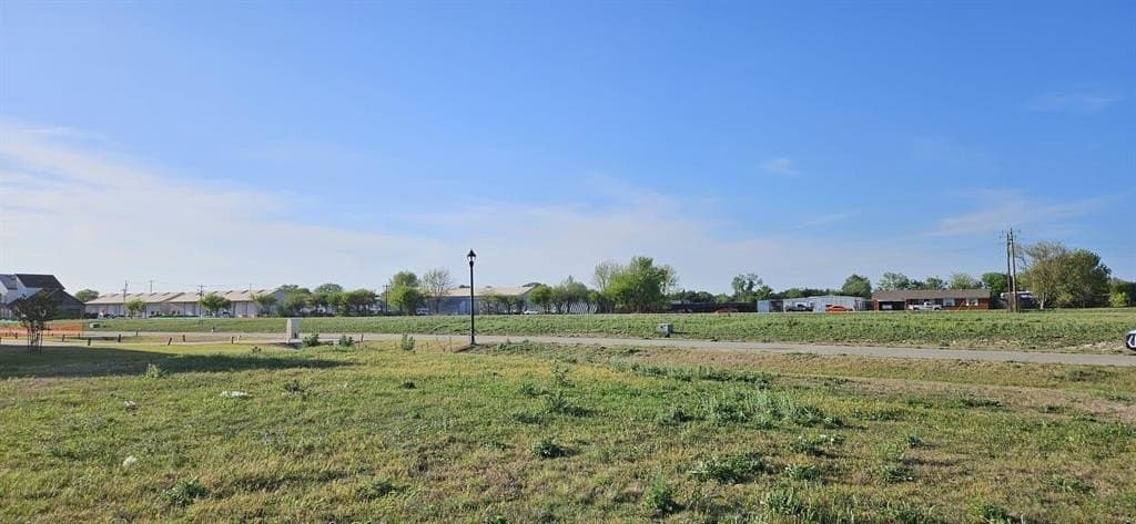 1 acres in Collin County gallery image 2