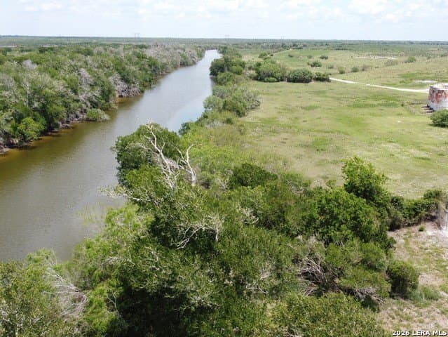 10 acres in Refugio County - photo 6