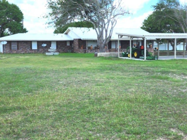 10 acres in Refugio County