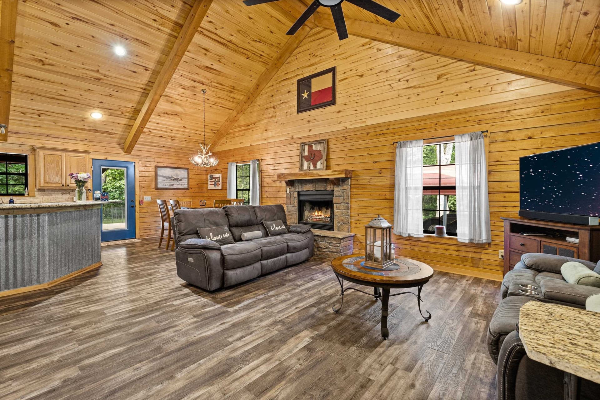 15.3 acres in Gregg County - photo 8