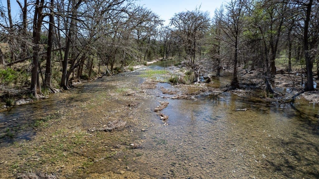 7 acres in Real County - photo 16