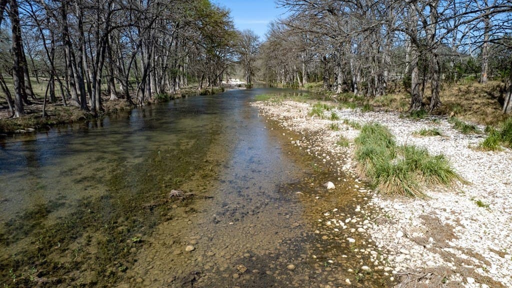 7 acres in Real County - photo 6