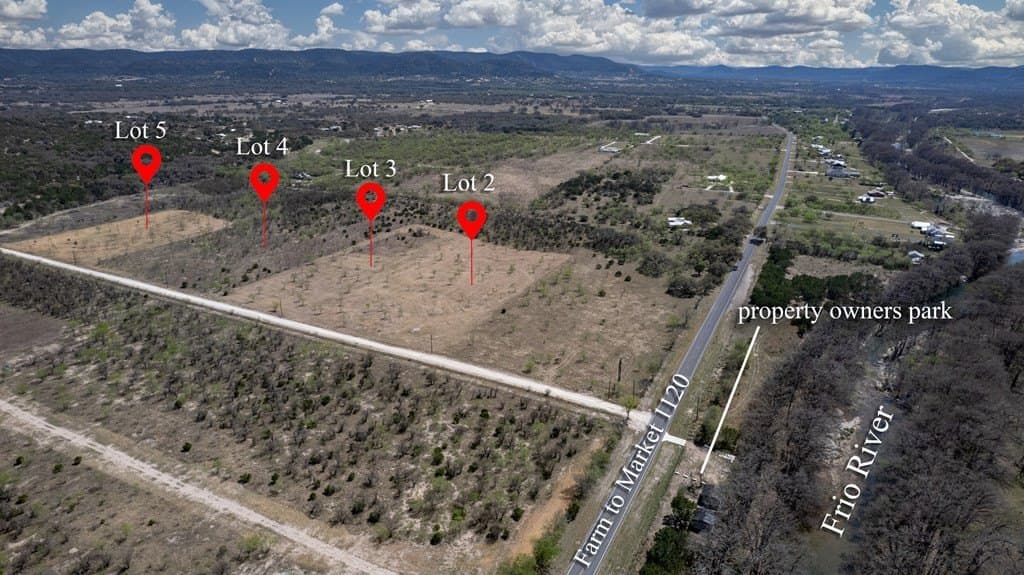 7 acres in Real County gallery image 4