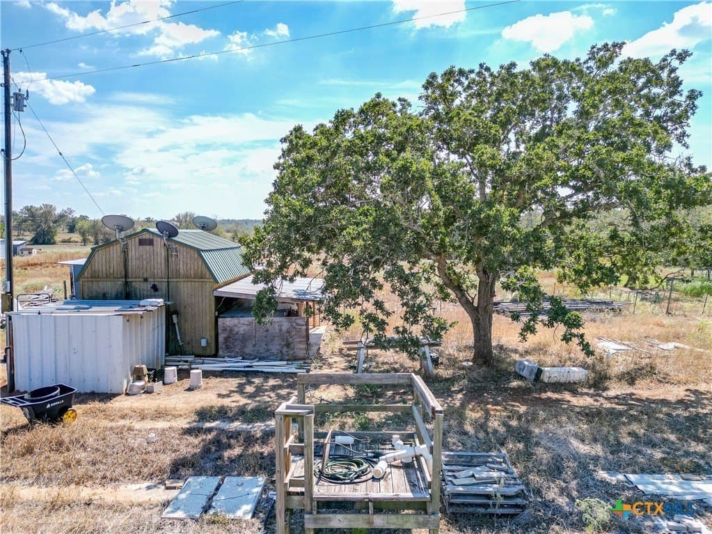 1 acres in Gonzales County - photo 13